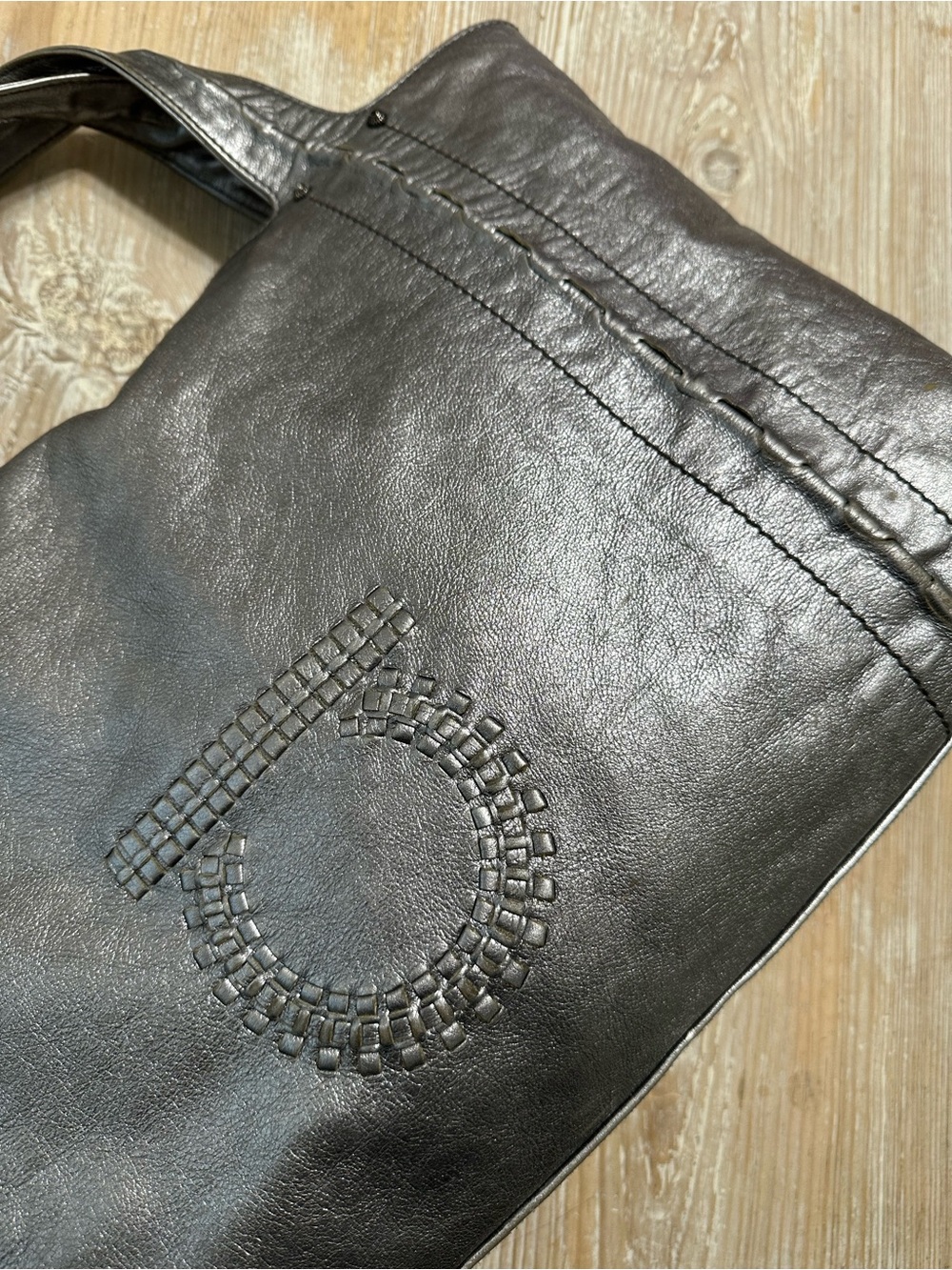Salvatore Ferragamo Banshee Large Metallic silver Leather Tote Bag
